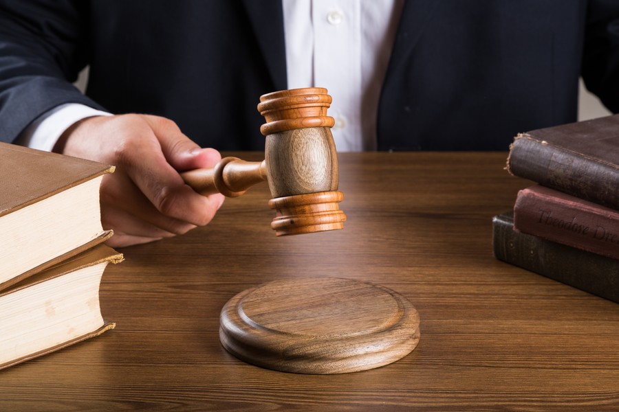 普陀區(qū)律師事務所解讀輕微傷被害人賠償標準