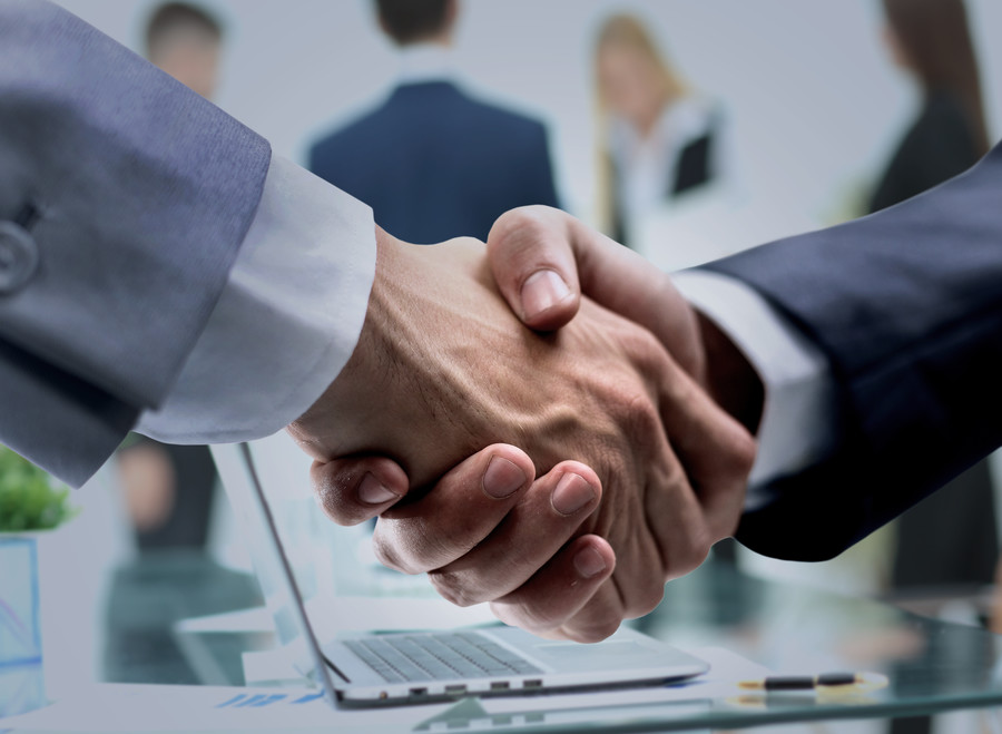 上海律師事務所解讀:網(wǎng)絡謠言的法律邊界與社會影響