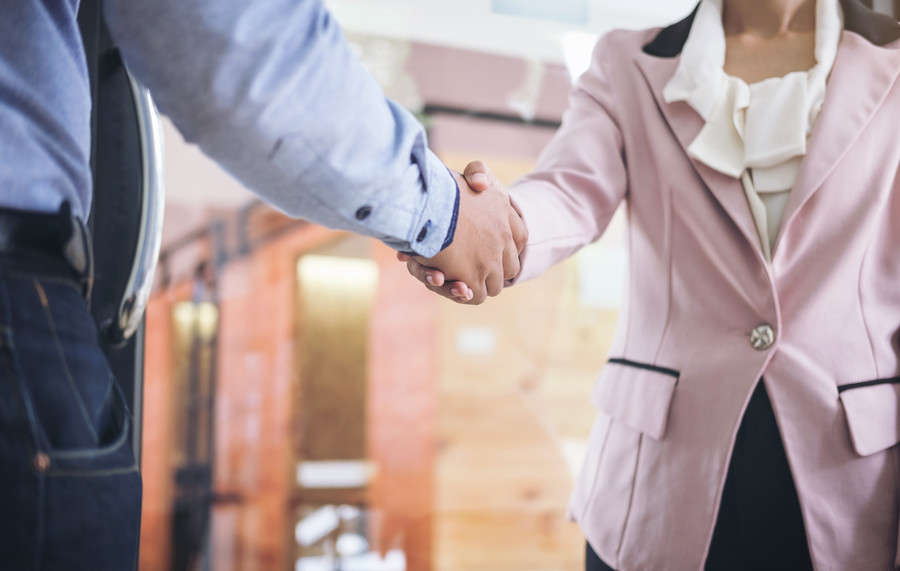 上海債務糾紛律師視角下連帶保證人資格審查之深度剖析