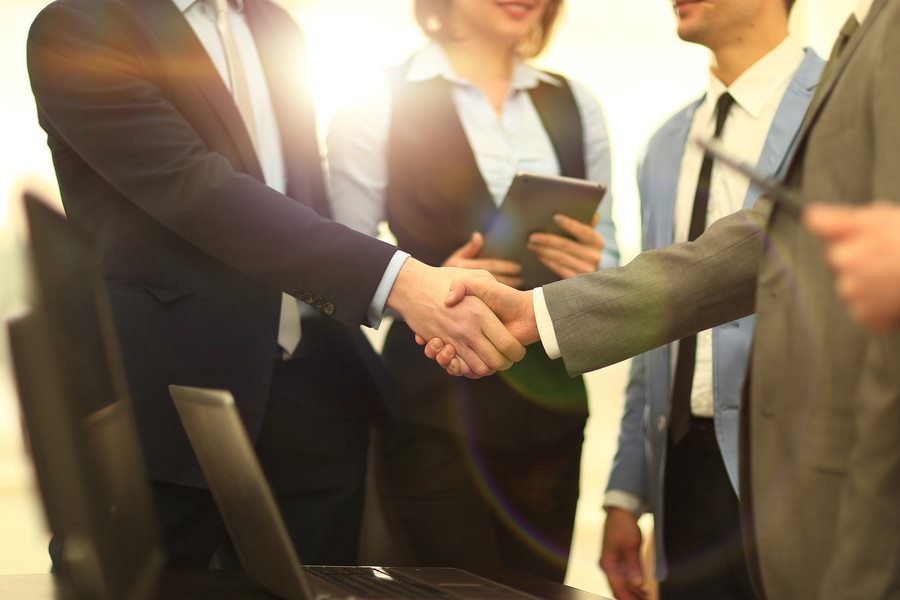 上海律師視角:4203條山寨法國名牌男褲被查處背后的法律考量