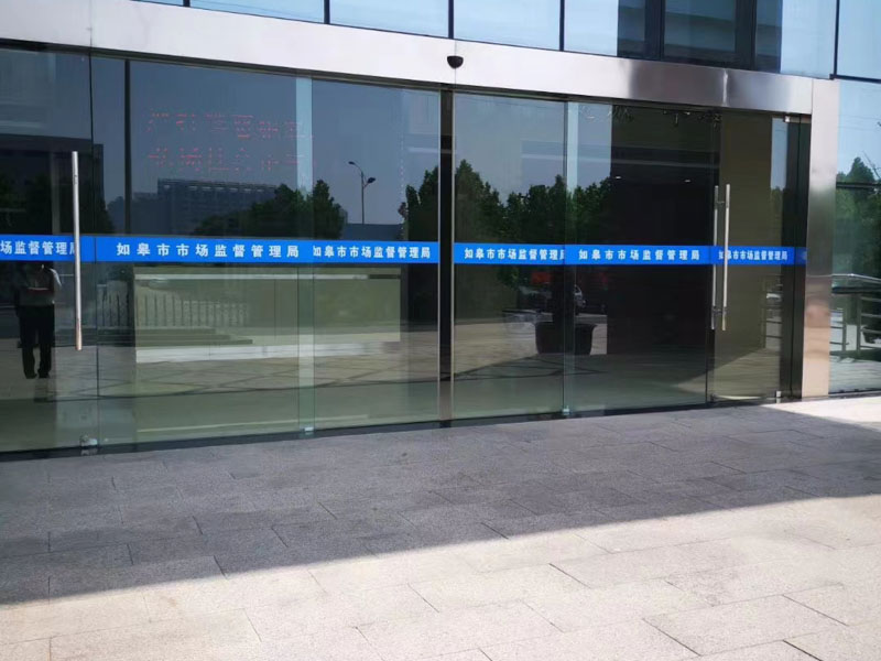 被抓要求接孩子后即馬上投案能否成立自首？上海刑事大律師告訴您