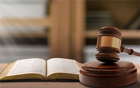 上海公司顧問律師淺談發(fā)現(xiàn)轉讓股權中隱瞞債務誰來承擔