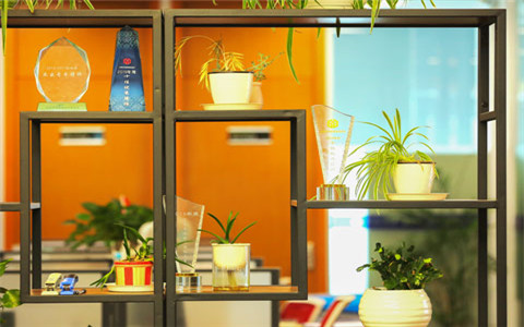 上海勞動維權(quán)律師解答企業(yè)如何排除與避免虛假病假