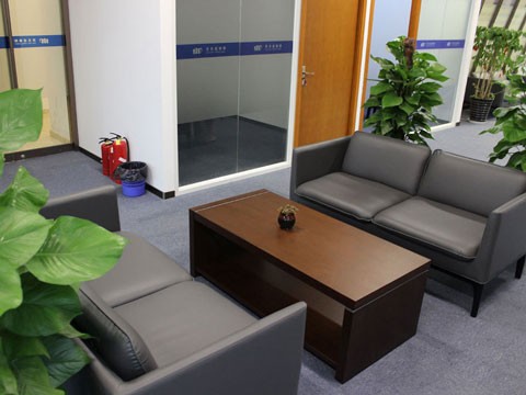 上海合同法律師解釋實(shí)際違約表現(xiàn)行為